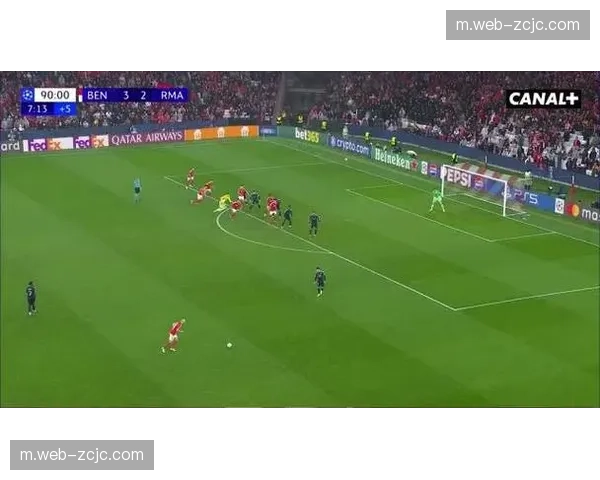 本菲卡门将特鲁宾补时绝杀成经典 定位球成重要得分手段 本菲卡门将特鲁宾补时绝杀成经典 定位球成重要得分手段